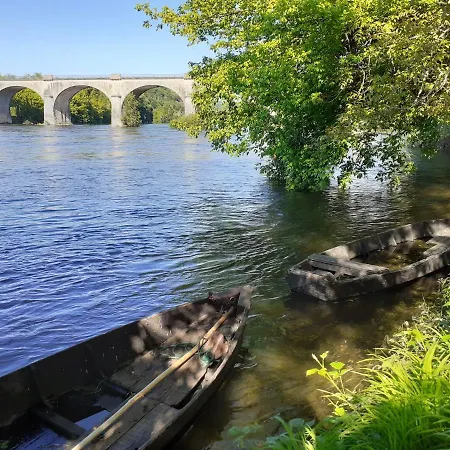 Alojamento de Acomodação e Pequeno-almoço D'hotes Le Roussel Le Buisson-de-Cadouin