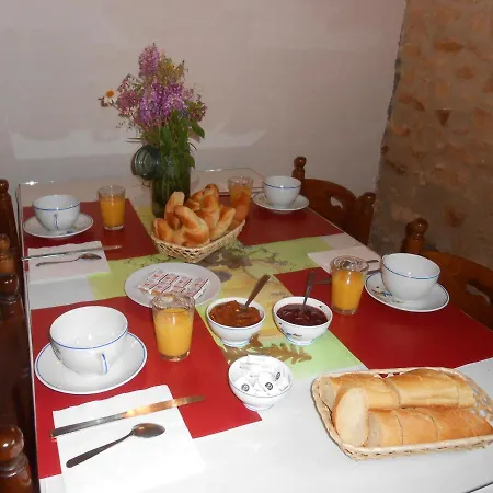 Alojamento de Acomodação e Pequeno-almoço D'hotes Le Roussel Le Buisson-de-Cadouin